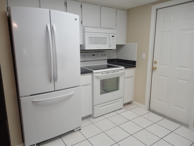 Building Photo - 4205 Tall Oak Ln