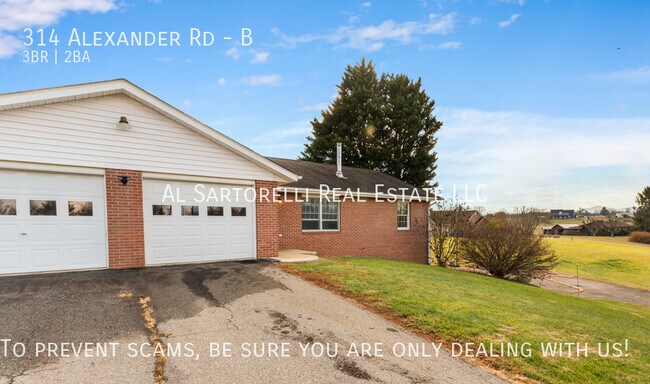 Foto del edificio - 314 Alexander Rd