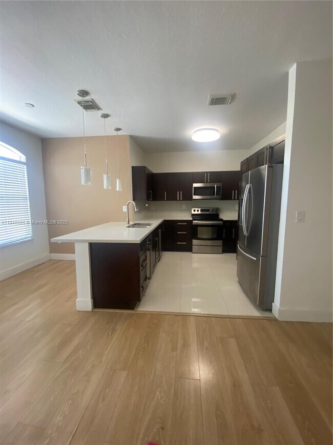 Foto del edificio - 6251 SW 164th Path