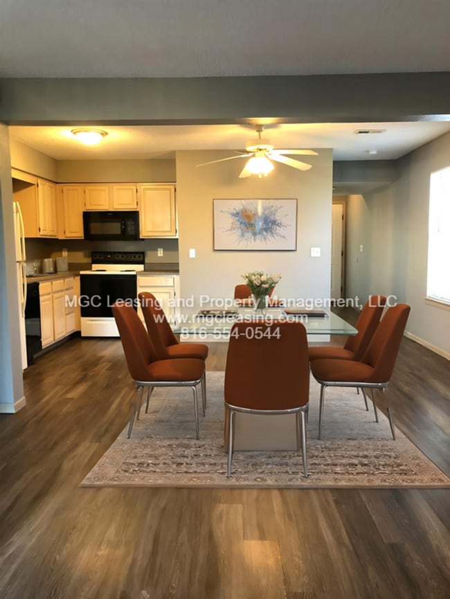 Building Photo - SOUTH GARDEN TOWNHOMES