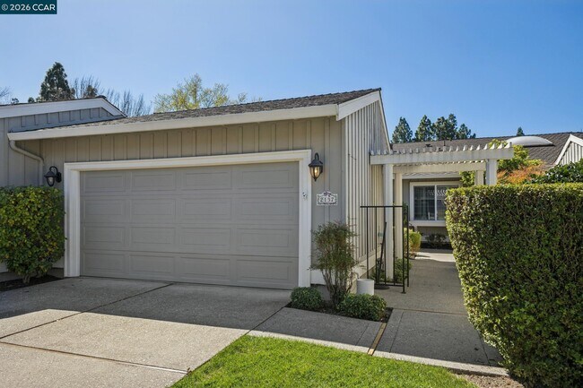 Foto del edificio - 2137 Presidio Ct