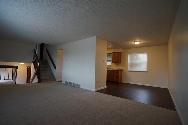 Foto del edificio - 11069 Newland St
