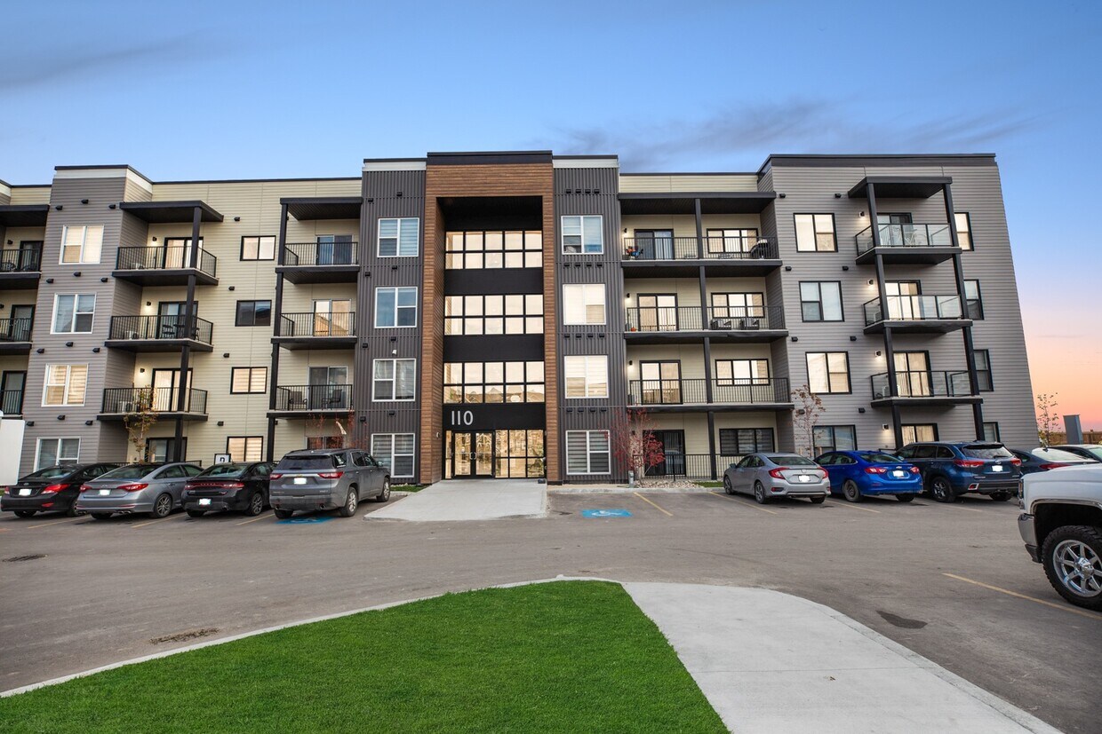 Luna at Aurora Apartments 100 Lyra Gate Winnipeg, MB