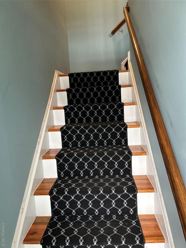 Building Photo - 140 Meyer Oval