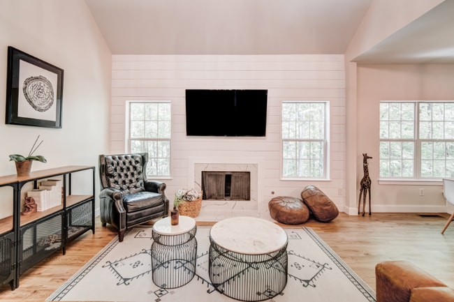 Building Photo - 10535 Morton Chase Way