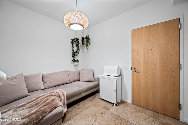 Foto del edificio - 7151 E Rancho Vista Dr