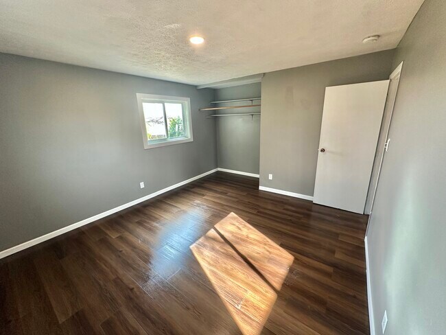 Photo - 4927 W Southern Ave House