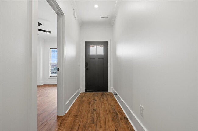 Foto del edificio - 1308 Twelve Oaks Ln