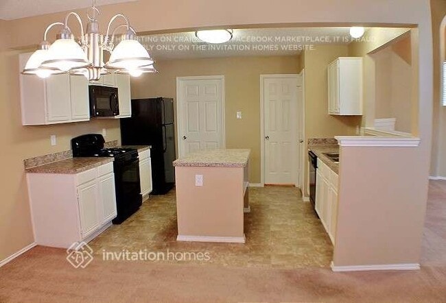 Building Photo - 5210 Wyndham Ct