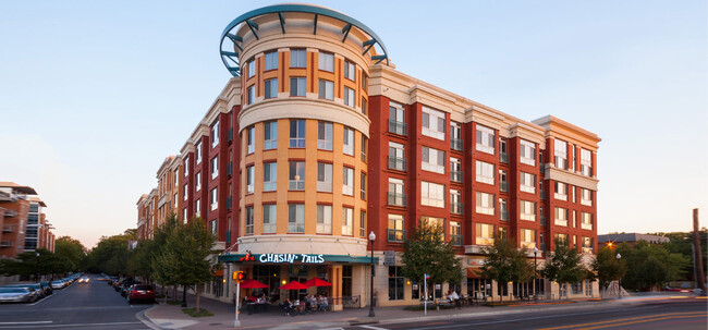 Building Photo - 2200 N Westmoreland St