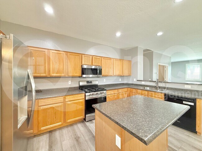 Building Photo - 3148 E Merlot St