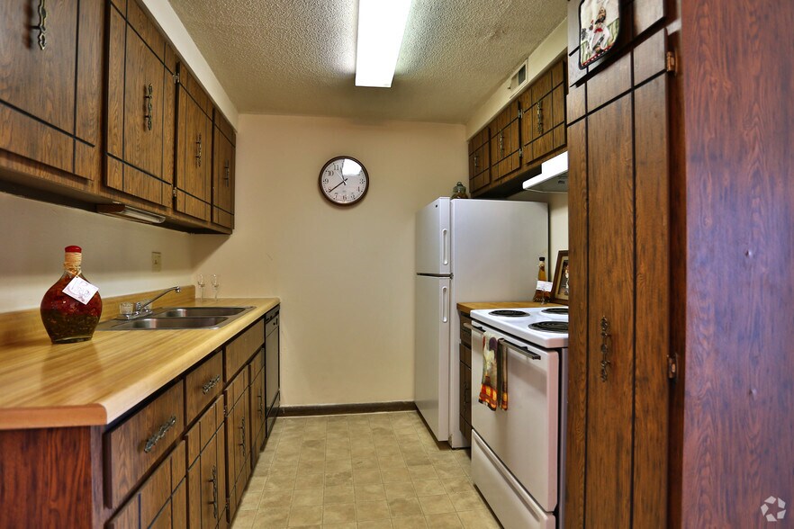 Barclay Square Apartments Wichita Barclay Square Apartments Wichita