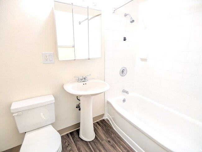Interior Photo - The Q Apartments