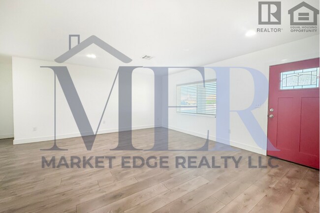 Foto del edificio - 5Bed/3Bath Home University/McClintock! $39...