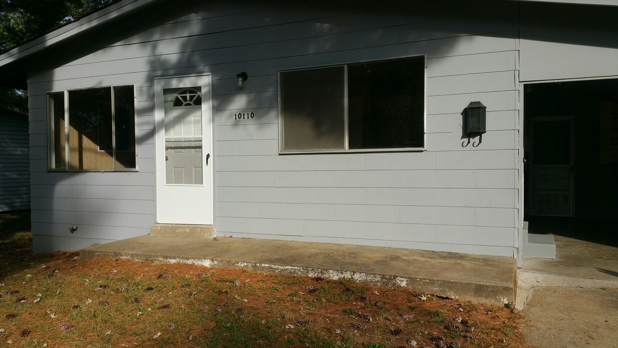 Primary Photo - 10110 Saffron Dr