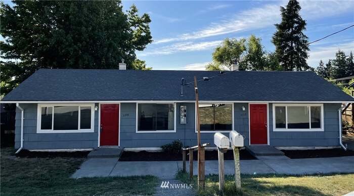 Foto principal - 3333 Ward Ave
