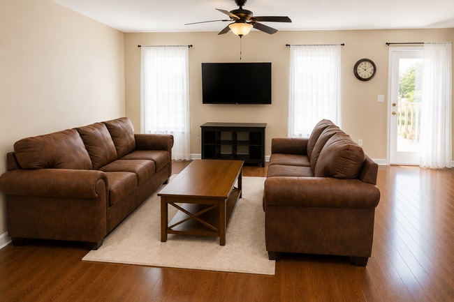 Building Photo - 5571 Wavecrest Cir