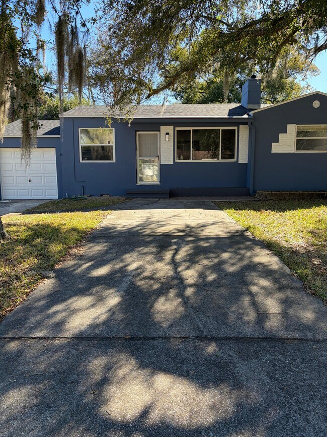 Foto del edificio - 4664 Blount Ave