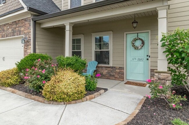 Building Photo - 5461 Everlook Cir