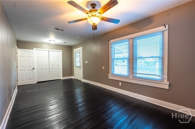Building Photo - 3312 Falligant Ave