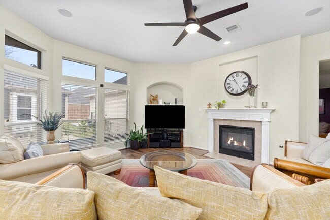 Building Photo - 15211 Cypress Post Ln