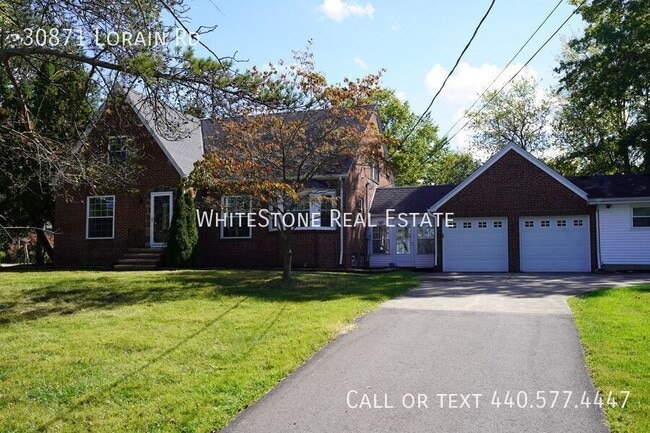 Foto del edificio - 30871 Lorain Rd