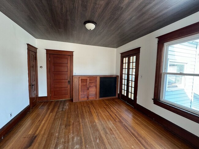 Foto del edificio - 504 W Thomas St