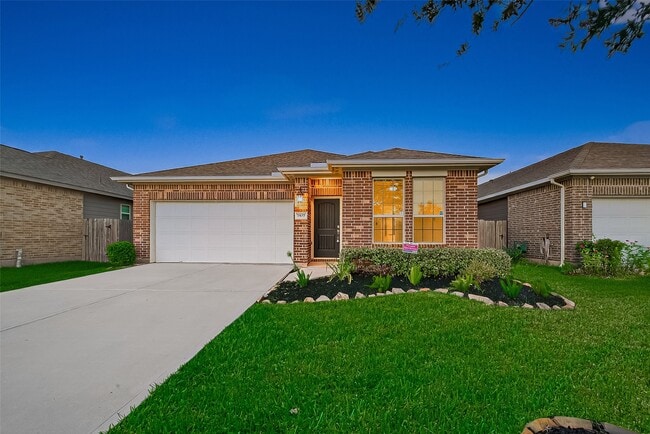 Building Photo - 7927 Tindarey Maple Trace