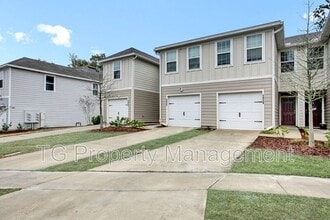 Building Photo - 5958 Creekside Crossing Dr