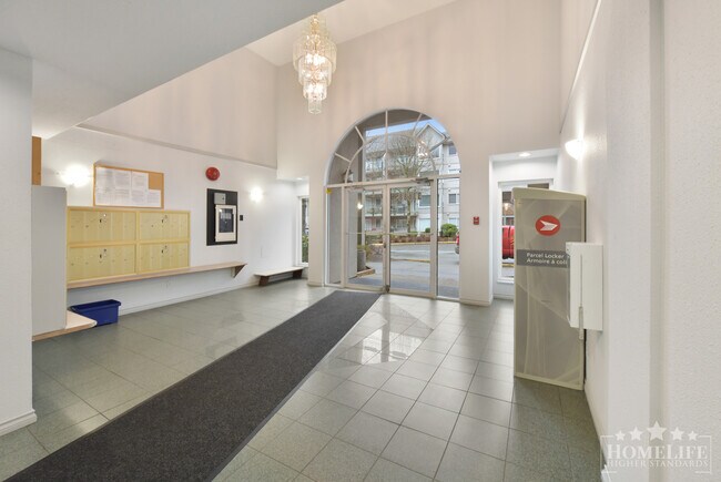 Photo du bâtiment - 2 Bed, 2 Bath Condo for Rent in Abbotsford!