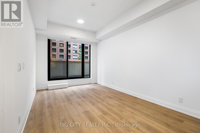 Building Photo - 36 Brentcliffe Rd