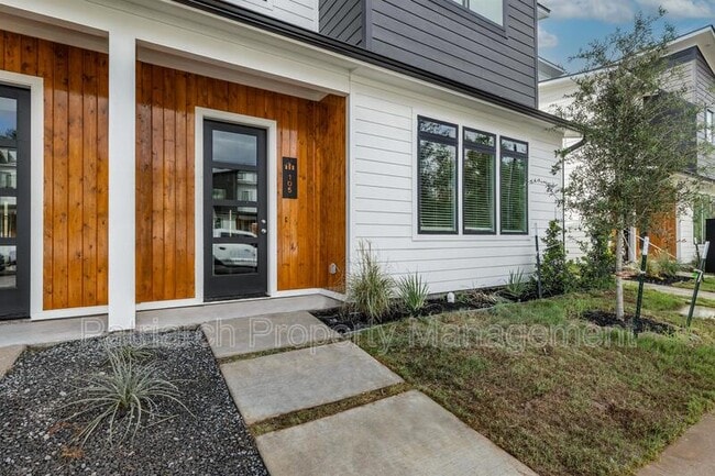 Photo - 214 Lynn Dr Apartment