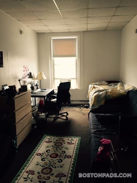 Foto del edificio - 854 Beacon St