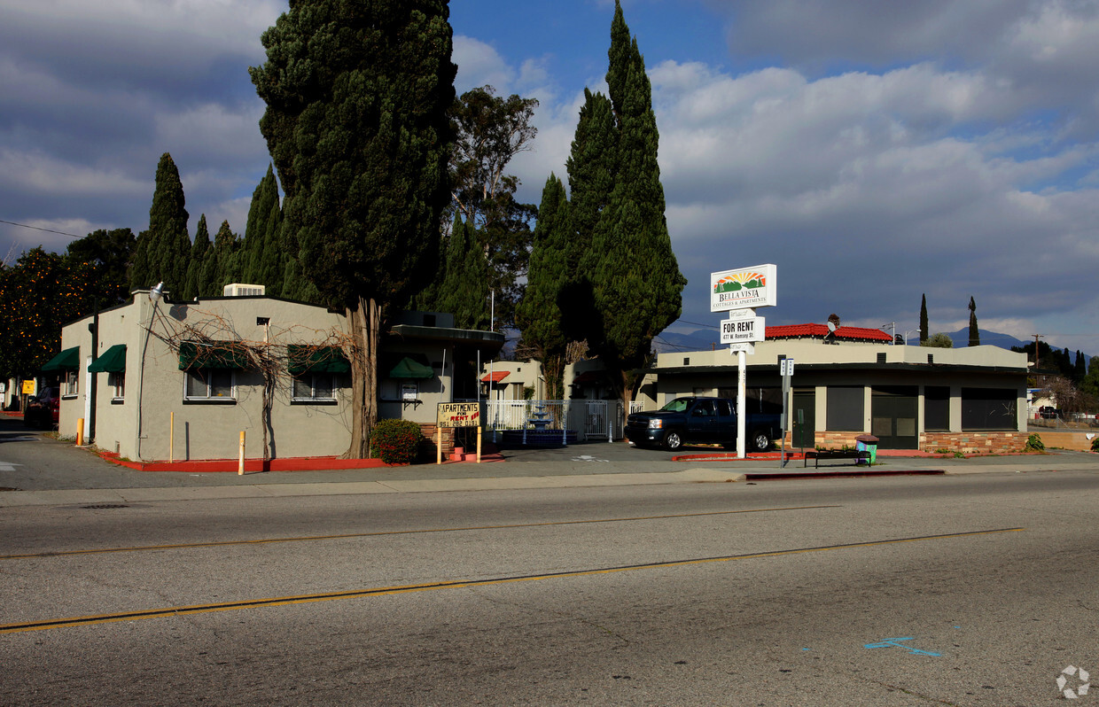 Primary Photo - Bella Vista Cottages & Apartments