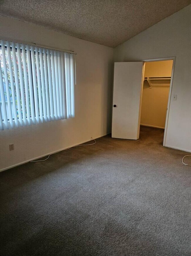 Foto del edificio - 16572 Lorelei Ln