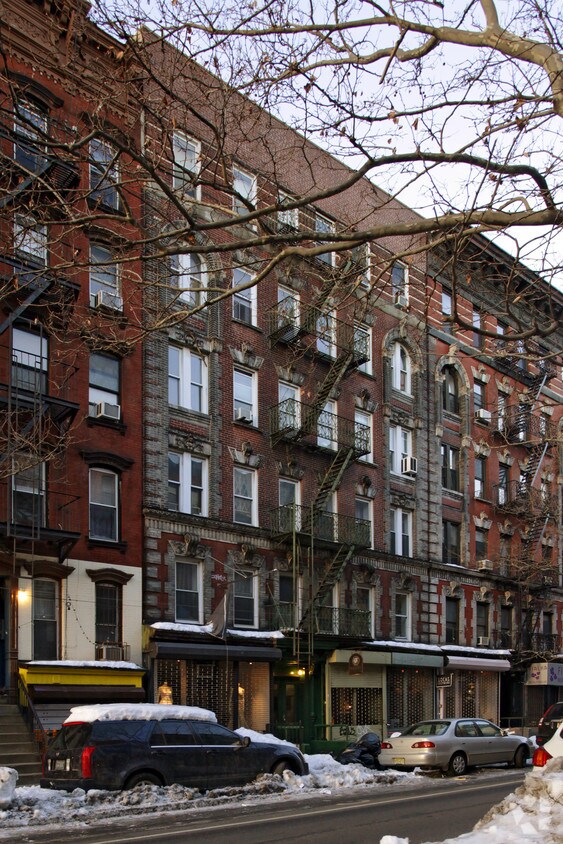 Primary Photo - 328 E 9th St