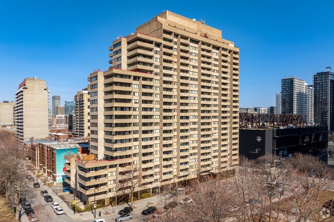 Building Photo - 2021 Atwater