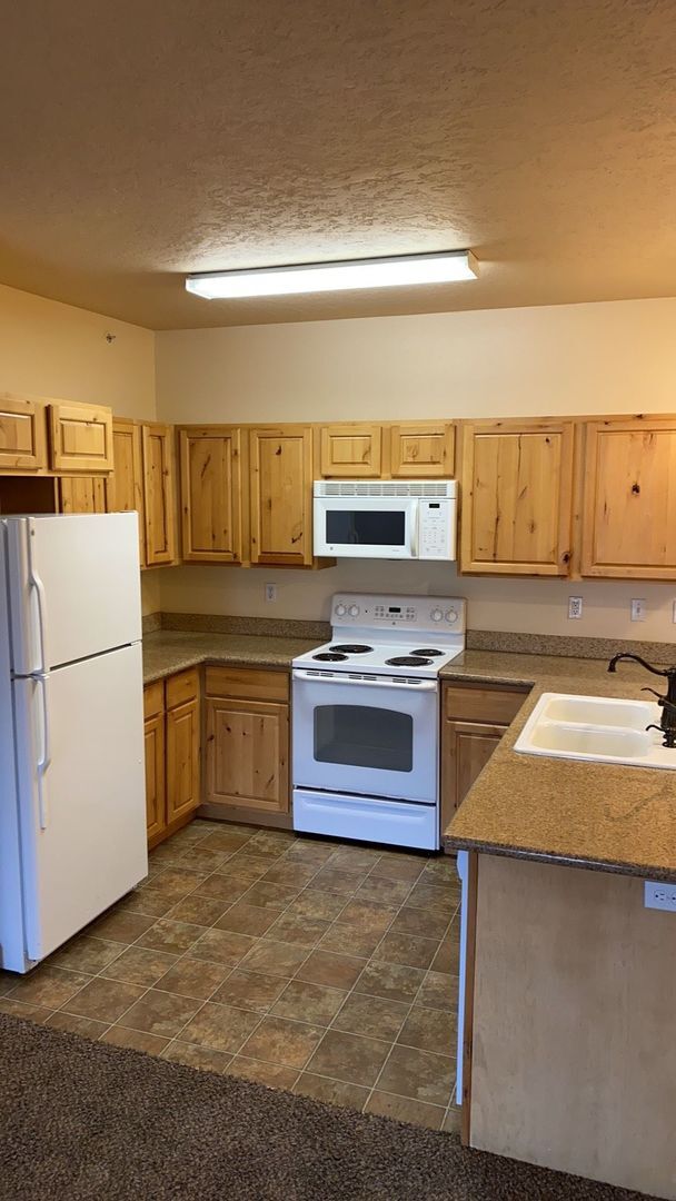 Foto del edificio - PHEASANT RUN CONDO (PR#24)