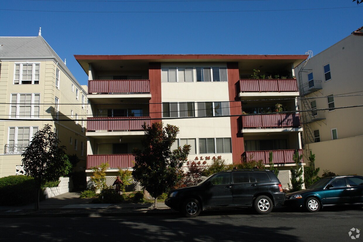 1446 Floribunda Ave, Burlingame, CA 94010 Apartments in Burlingame
