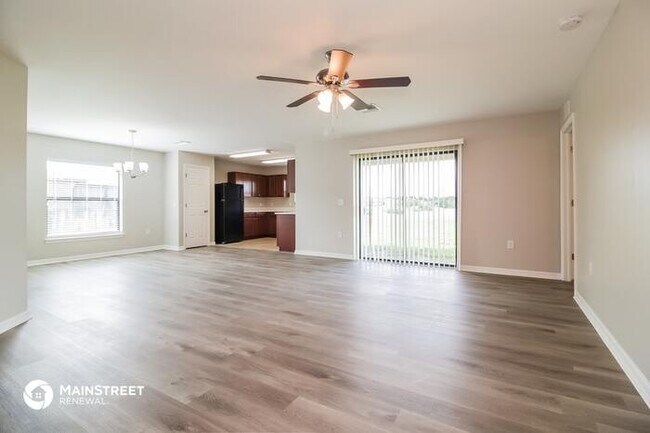 Building Photo - 719 CENTER LAKE ST, LEHIGH ACRES, FL 33974