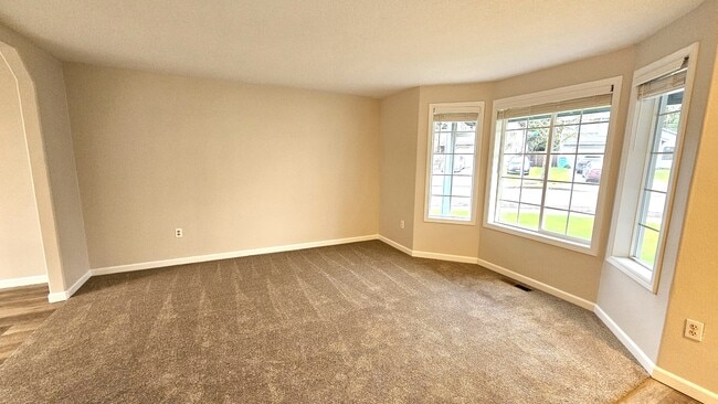 Foto del edificio - 10032 NE 19th St