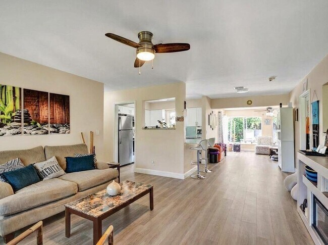 Foto del edificio - 2099 NE 4th Ct