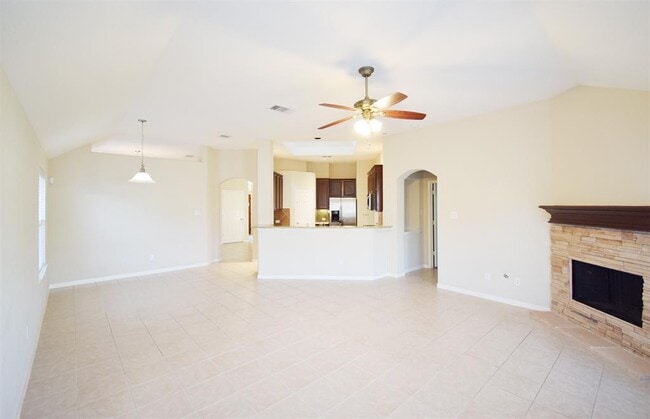 Building Photo - 2420 Quiet Arbor Ln