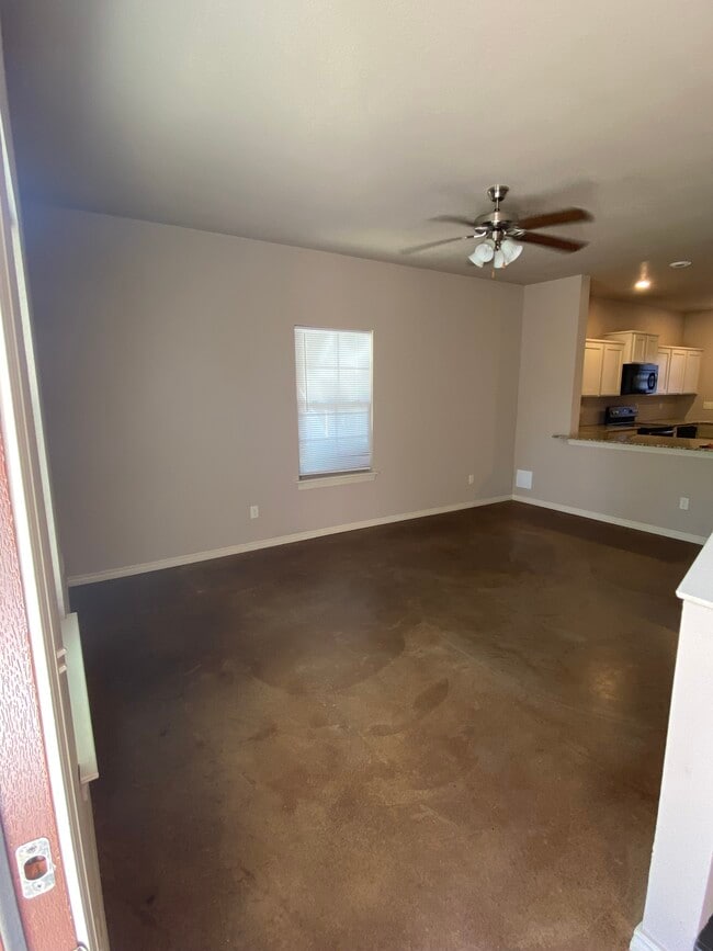 Building Photo - 1719 Houston St