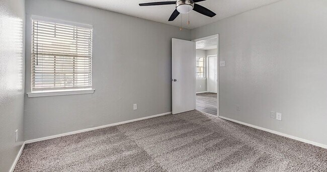 Foto del edificio - Hawke Apartment Homes