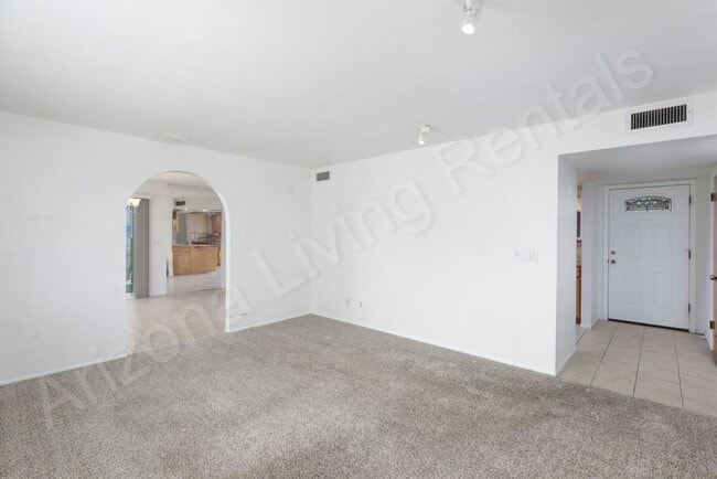 Building Photo - 1265 Bombay Cir