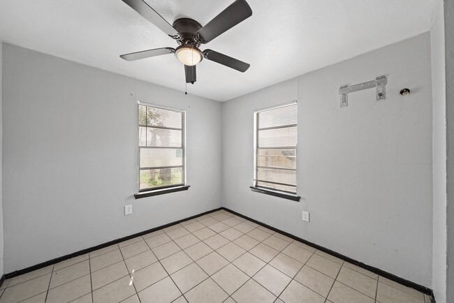 Foto del edificio - 1012 Ann St