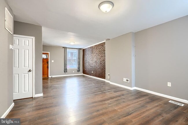 Foto del edificio - 1931 Griffis Ave