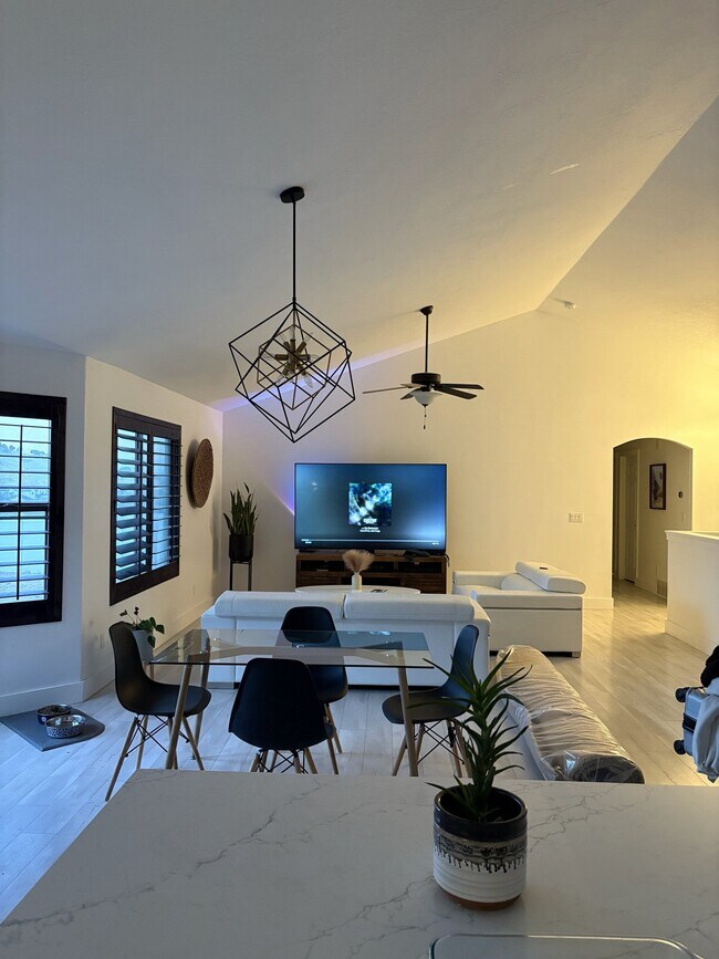 Foto del edificio - 3871 E Hopi Rd