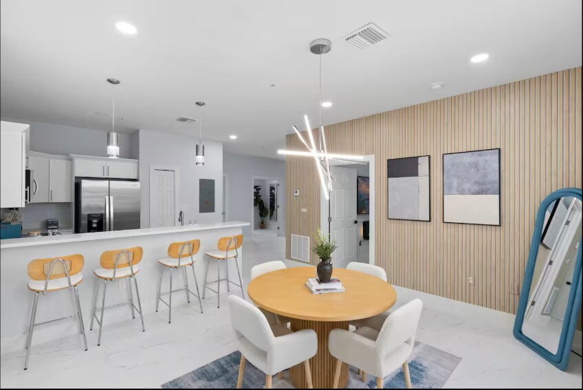 Foto principal - 621 Rose Garden Road